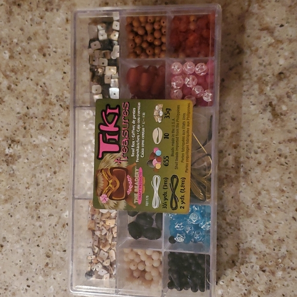 Beadery Craft Jewelry - Beadery craft-Tiki treasures bead box